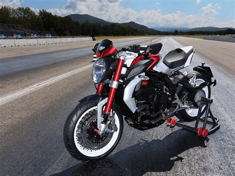 mv agusta naked|MV Agusta Brutale 800 Naked Motorcycle Review, Photos